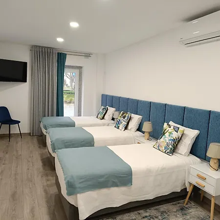 בית הארחה Garden House - Quarto Familiar Com Wc Privativo