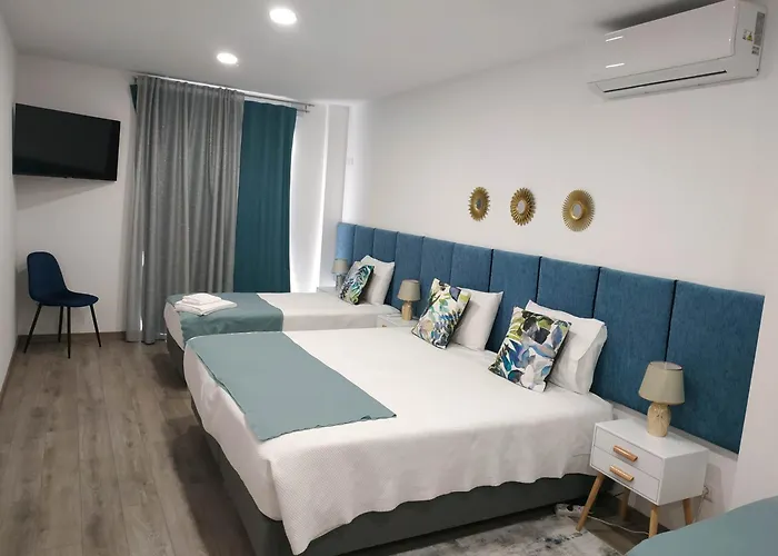 Гостевой дом Garden House - Quarto Familiar Com Wc Privativo